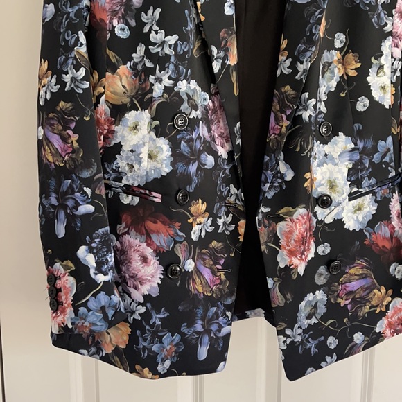 Floral blazer SOLD - Picture 3 of 4